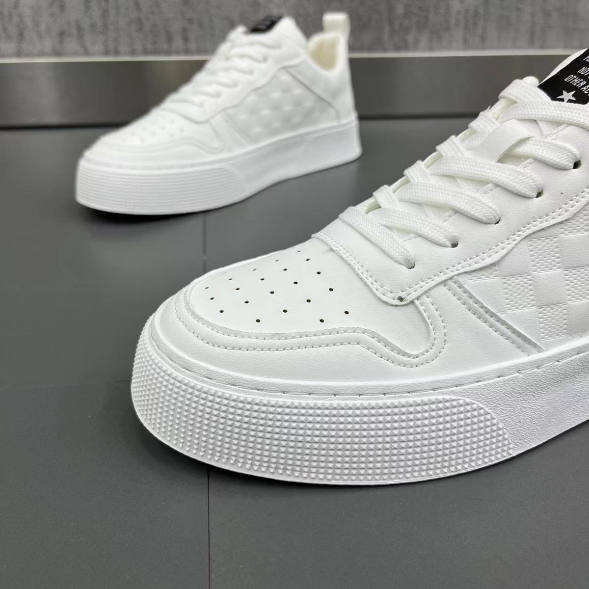 Men's Minimalist Low-Top Sneakers - Multi-Color Checkerboard Casual Shoes