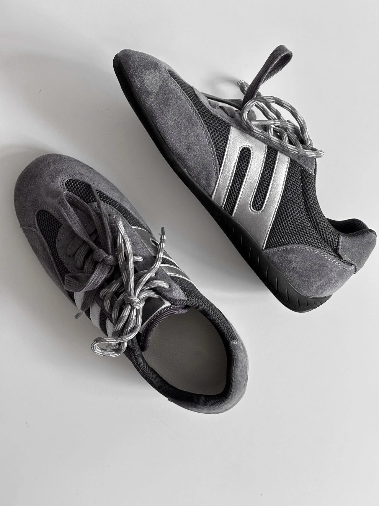 Women's Retro Suede Mesh Sneakers - Gray Casual Athletic Shoes with Silver Accents