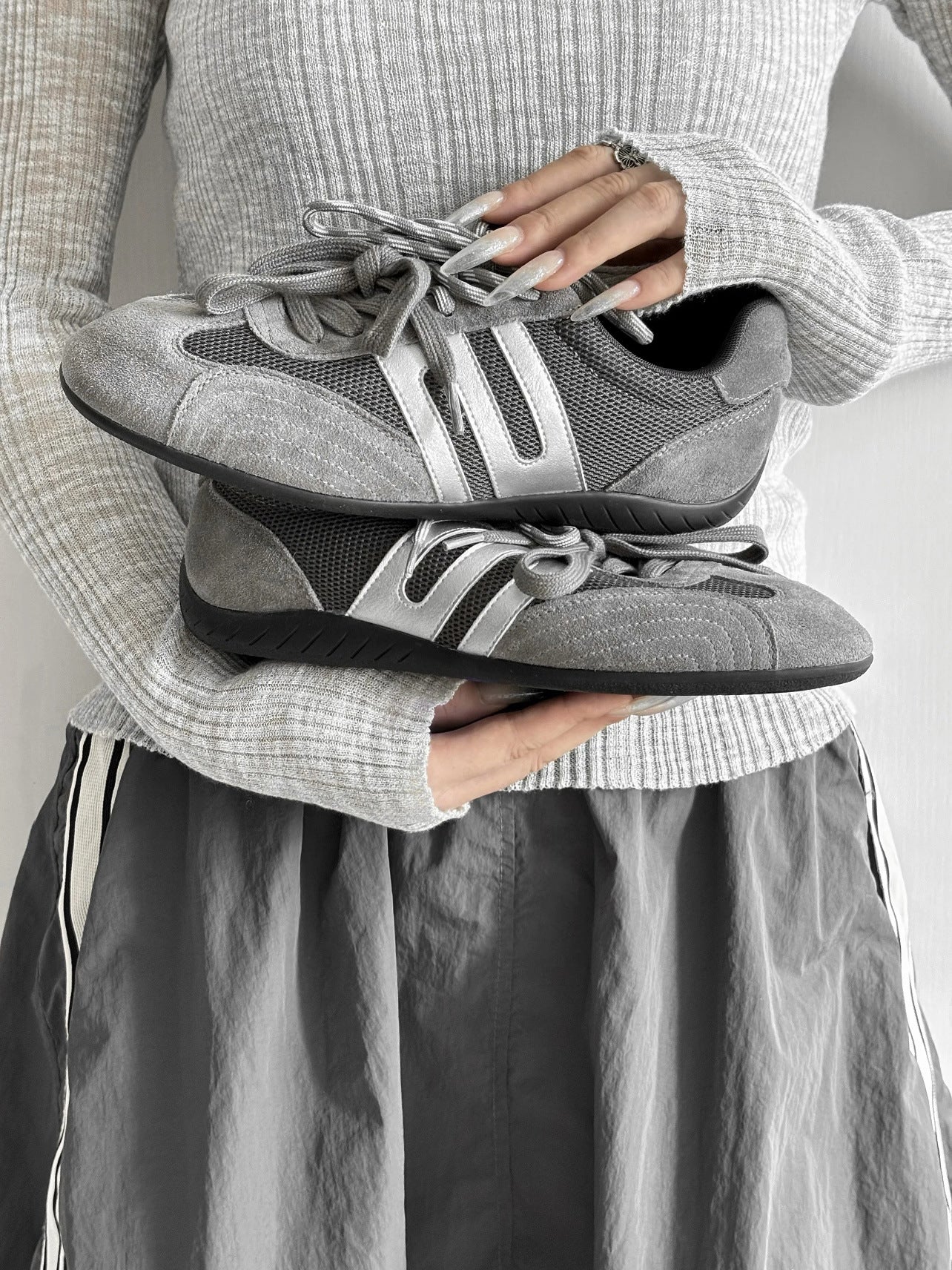 Women's Retro Suede Mesh Sneakers - Gray Casual Athletic Shoes with Silver Accents