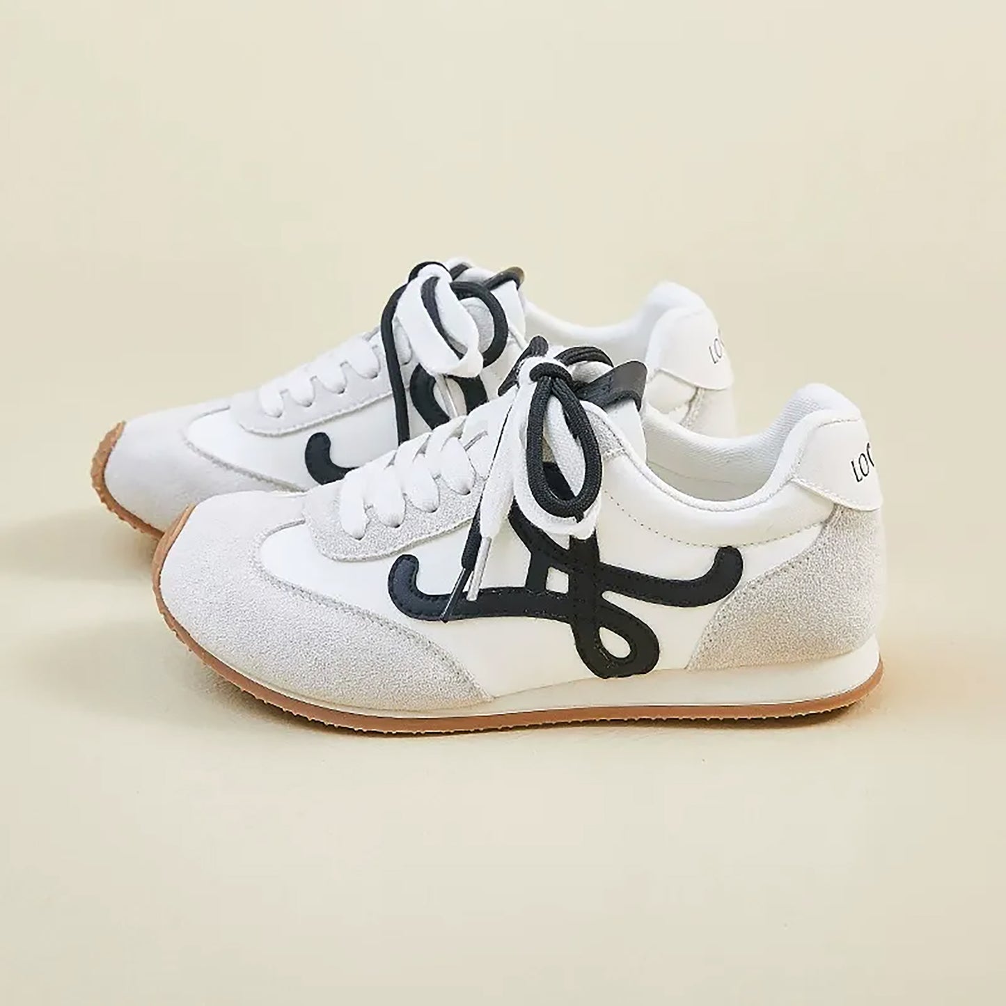 Women’s Classic Retro Sneakers - Suede & Leather Panel Design