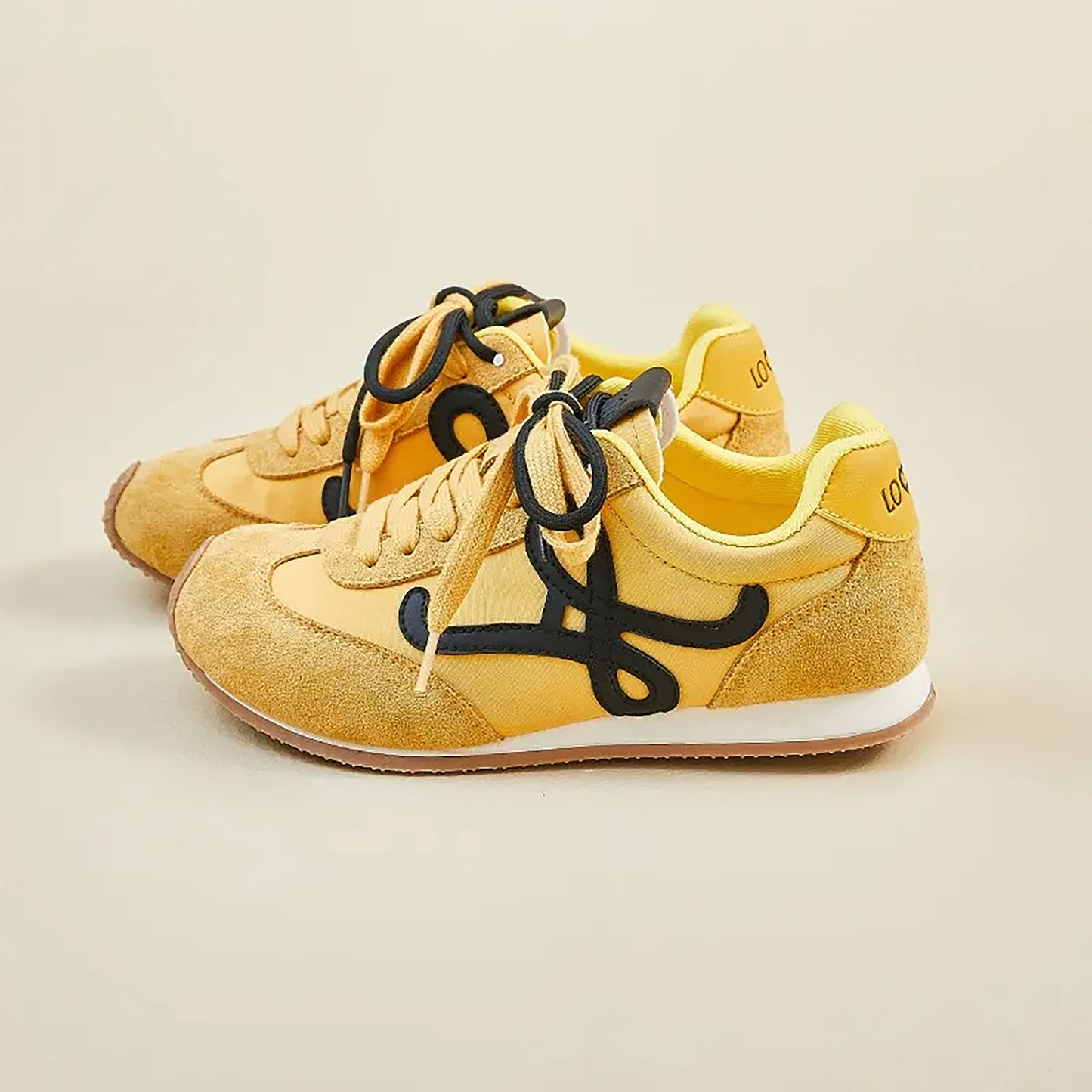 Women’s Classic Retro Sneakers - Suede & Leather Panel Design