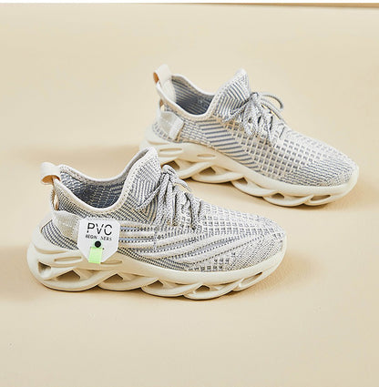 Lightweight Flyknit Sneakers - Breathable Mesh & Sculpted Sole（